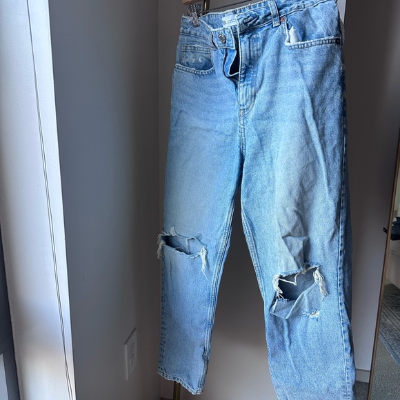 Zara Light Blue High Rise Women Jeans - Picture 1 of 1